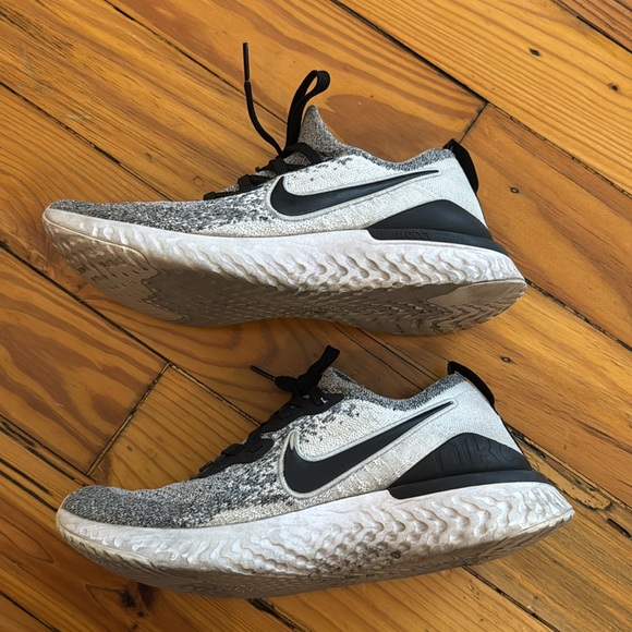NIKE REACT SNEAKERS SIZE 8.5 - Picture 6 of 13